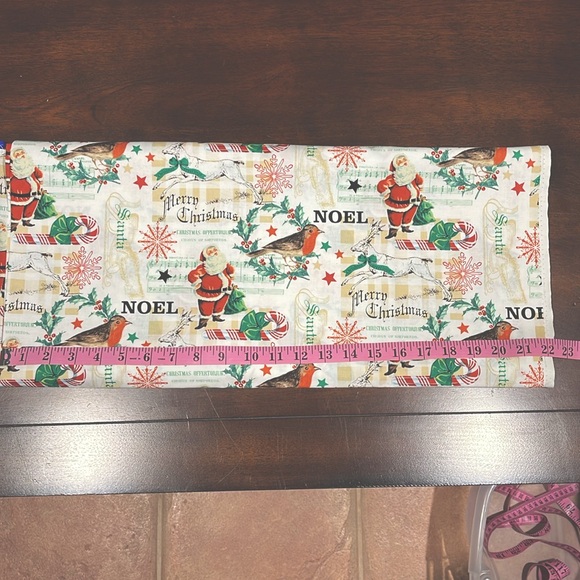 Christmas fabric 2 yards Santa xmas - Picture 5 of 10